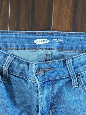Old Navy Women's Medium Blue Super Skinny Jeans